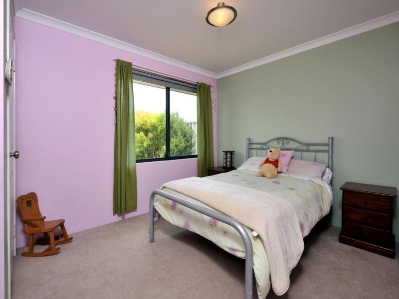 21 Liechardt Loop, Rockingham WA 6168