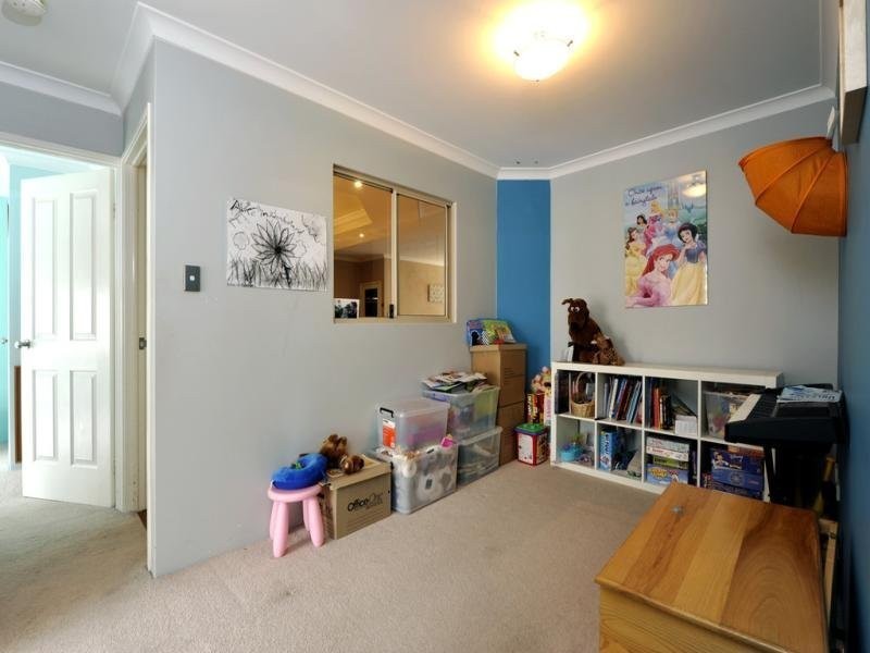 21 Liechardt Loop, Rockingham WA 6168