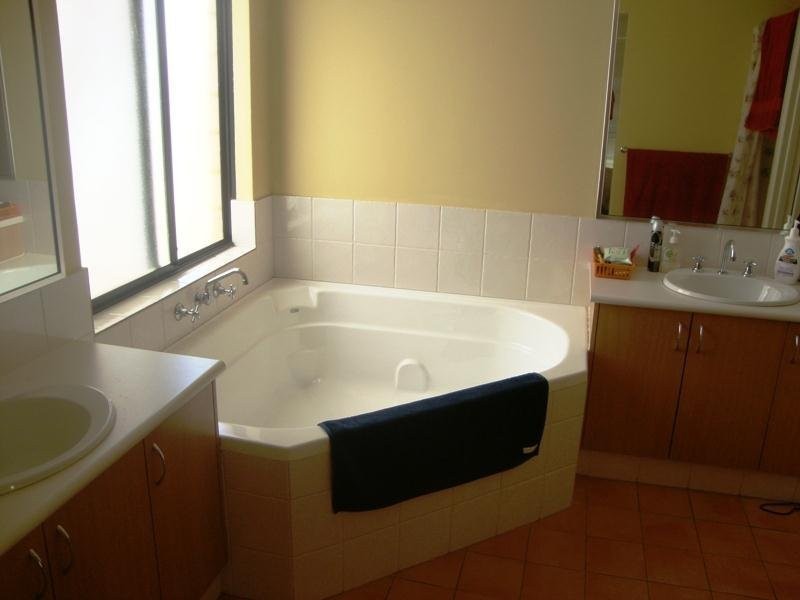 60 Northport Boulevard, Wannanup WA 6210