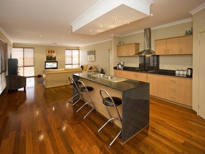 42 Three Bears Loop, Secret Harbour WA 6173