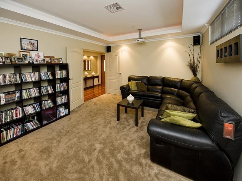 42 Three Bears Loop, Secret Harbour WA 6173