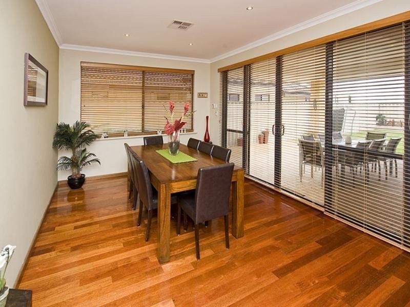 42 Three Bears Loop, Secret Harbour WA 6173