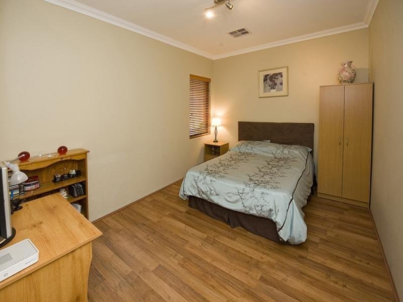 42 Three Bears Loop, Secret Harbour WA 6173