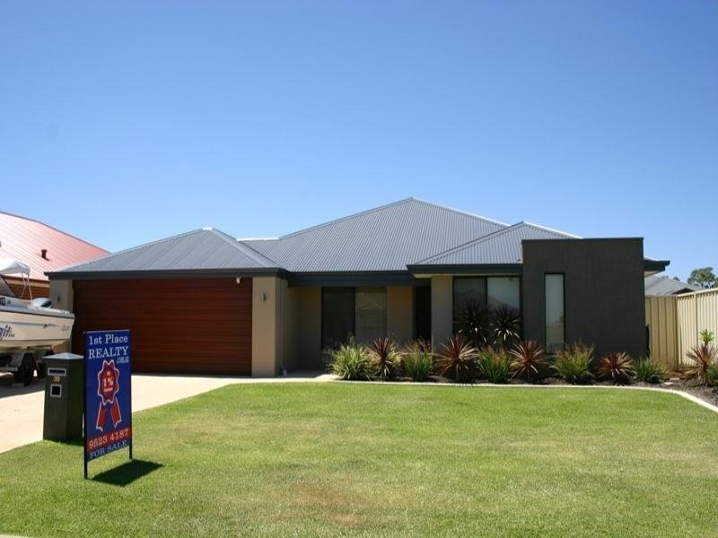 30 Albina Chase, Lakelands WA 6180