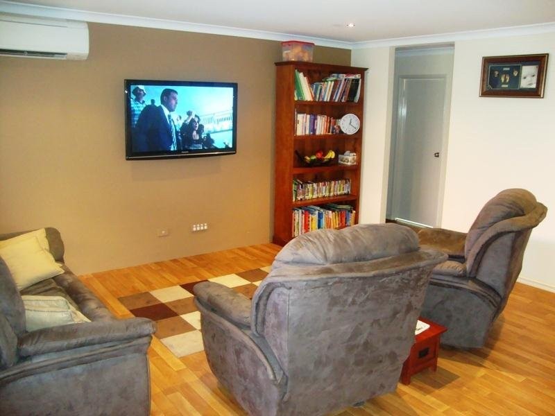 30 Albina Chase, Lakelands WA 6180