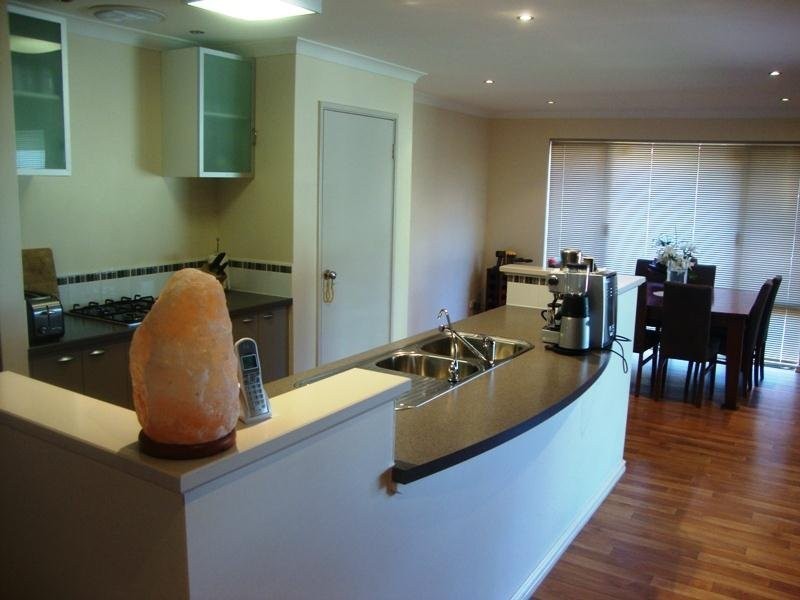 30 Albina Chase, Lakelands WA 6180