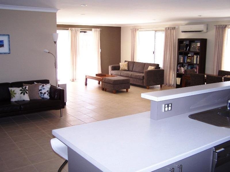 39 Camden Way, Meadow Springs WA 6210