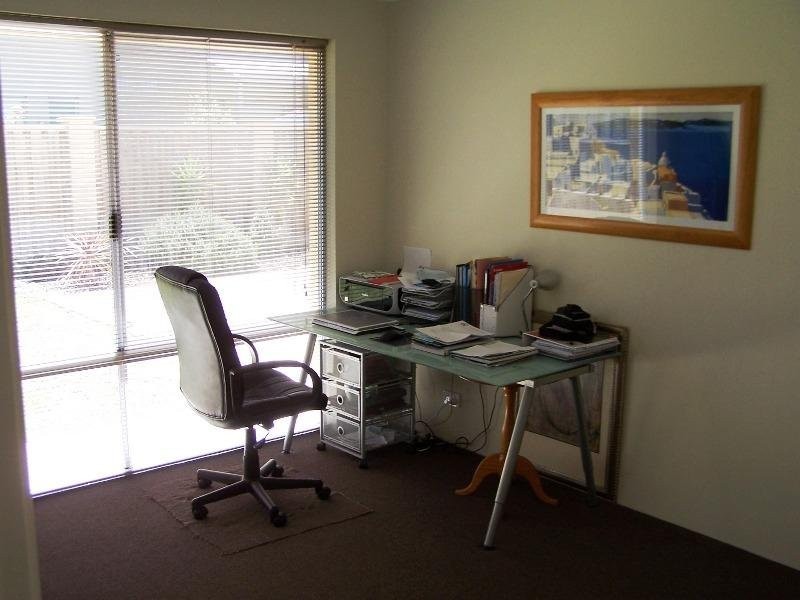 39 Camden Way, Meadow Springs WA 6210