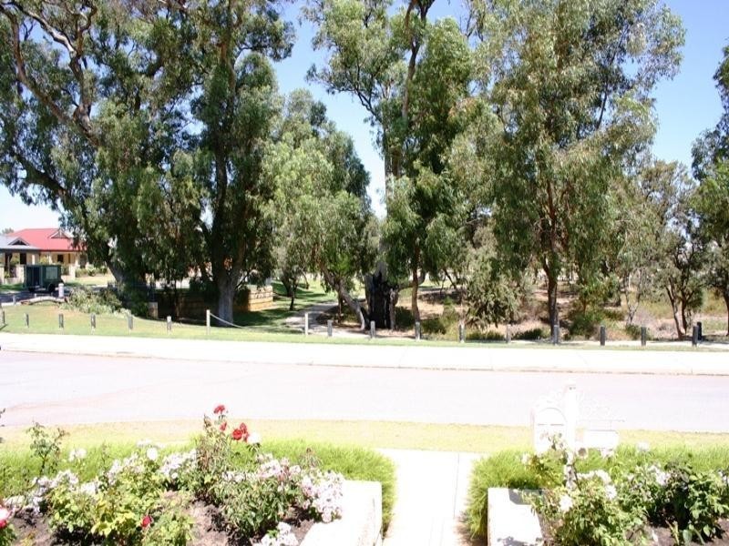 22 Keystone Loop, Secret Harbour WA 6173