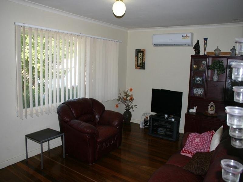 49 Hefron Way, Parmelia WA 6167