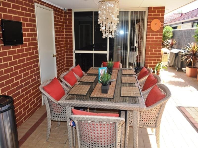 8 Verin Lane, Port Kennedy WA 6172