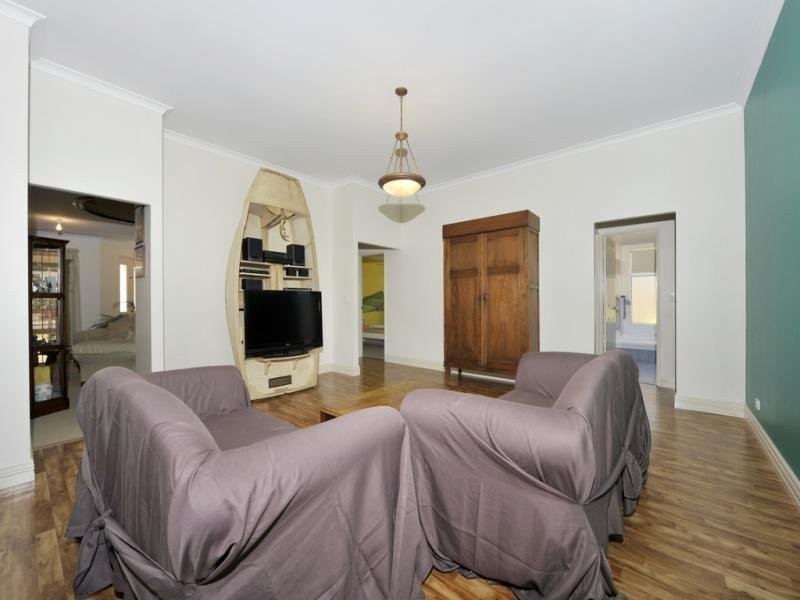 13 Pulsano Mews, Secret Harbour WA 6173