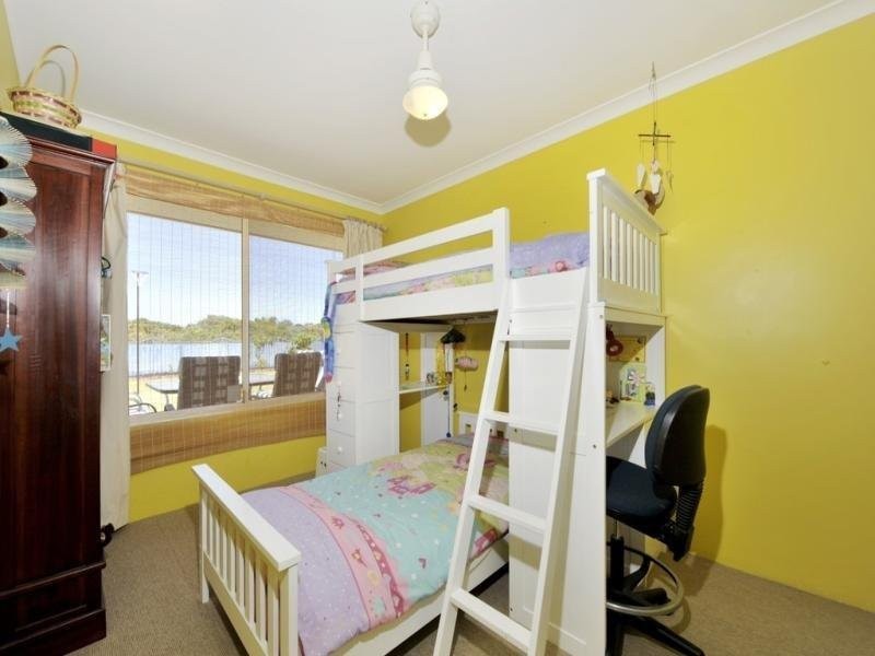 13 Pulsano Mews, Secret Harbour WA 6173