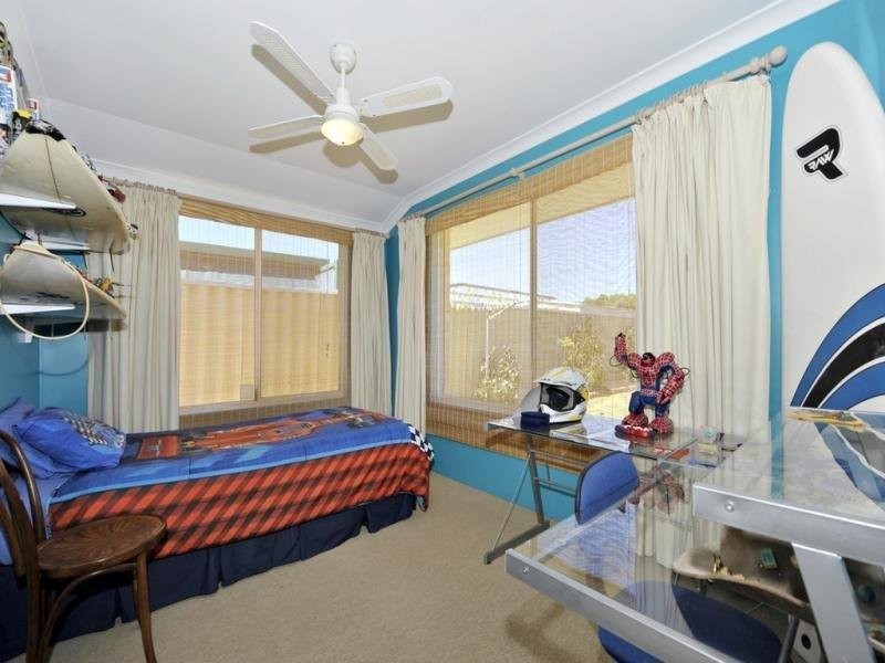 13 Pulsano Mews, Secret Harbour WA 6173