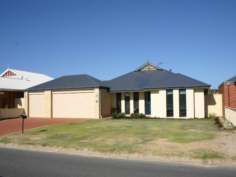 4 Peacock Avenue, Singleton WA 6175