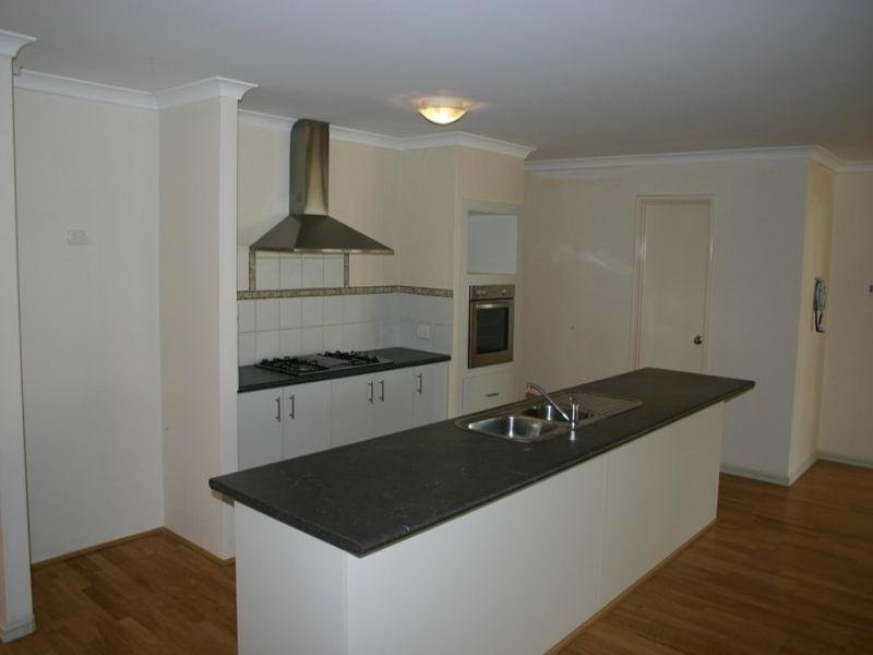 4 Peacock Avenue, Singleton WA 6175