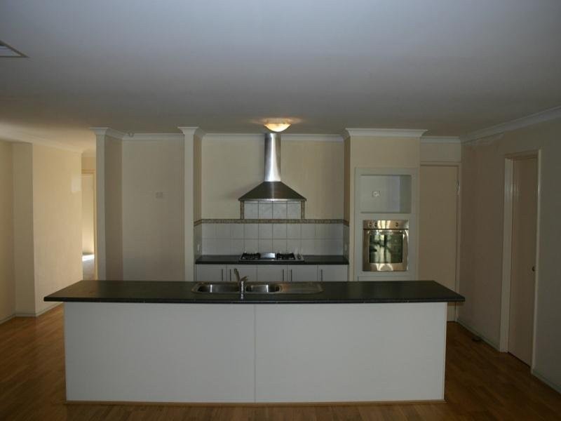 4 Peacock Avenue, Singleton WA 6175