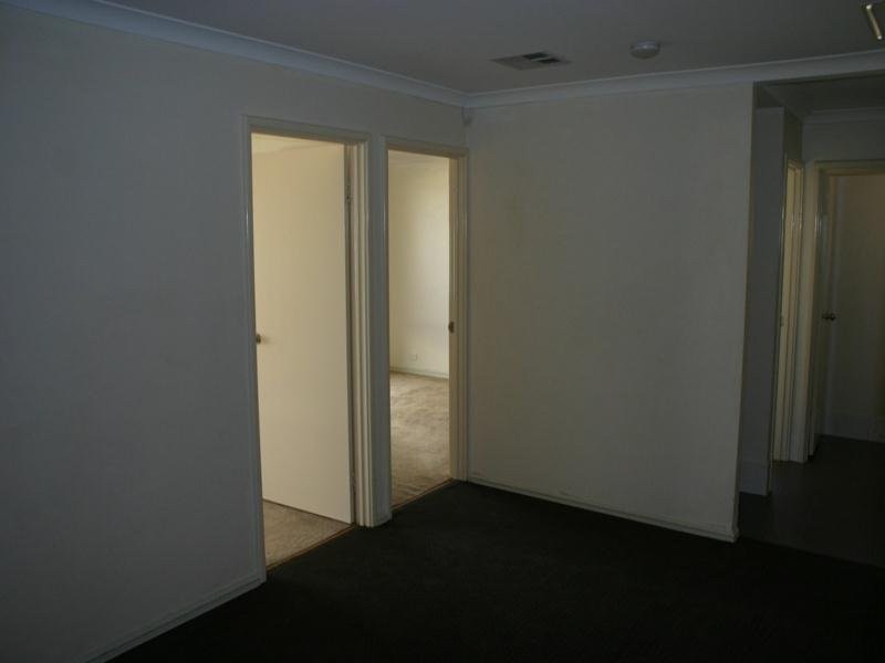 4 Peacock Avenue, Singleton WA 6175