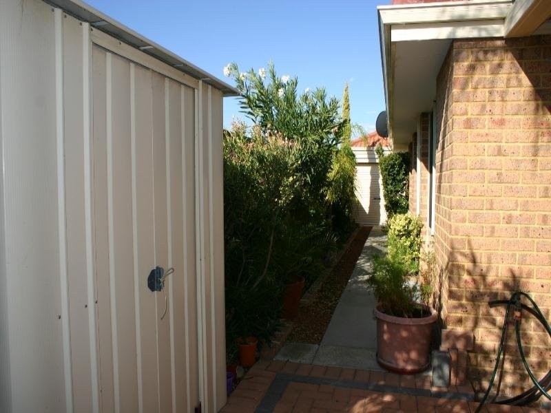 7 Blanche Road, Port Kennedy WA 6172