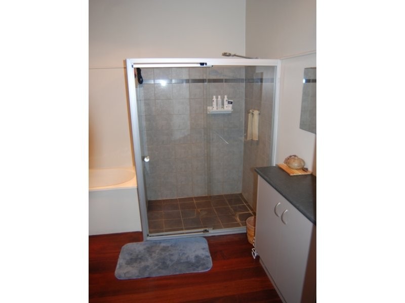 18 Munster Avenue, Mount Clarence WA 6330