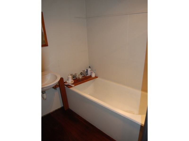 18 Munster Avenue, Mount Clarence WA 6330