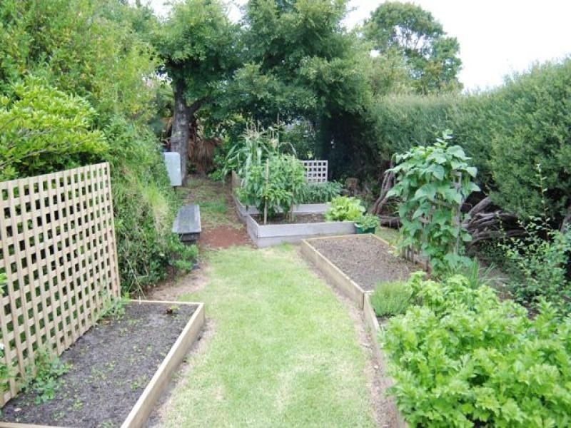 18 Munster Avenue, Mount Clarence WA 6330