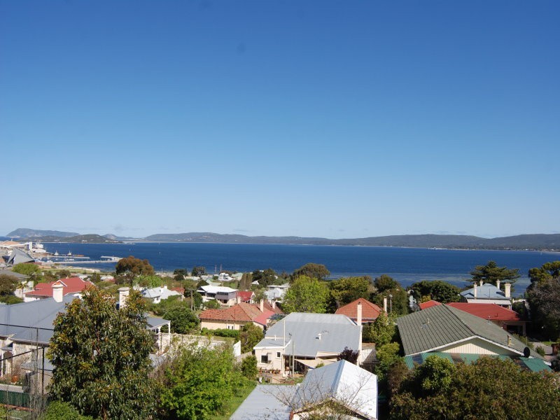 33 Cliff Street, Albany WA 6330