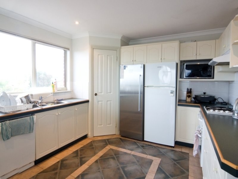 17A Ballard Heights, Spencer Park WA 6330