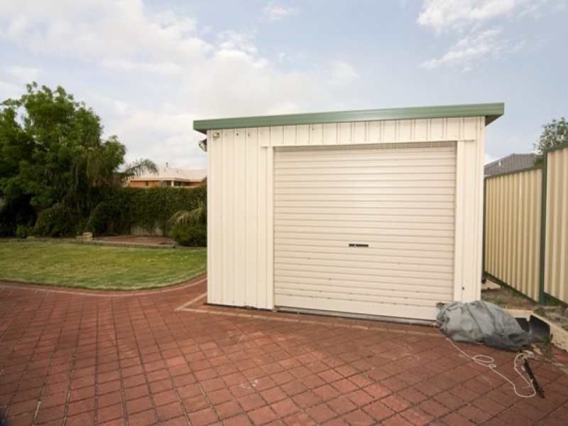 17A Ballard Heights, Spencer Park WA 6330