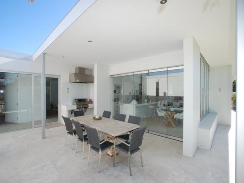 26 Garden Street, Middleton Beach WA 6330