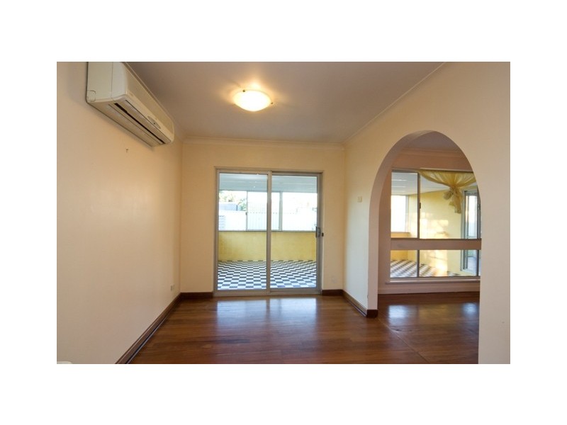 30 Manley Crescent, Albany WA 6330