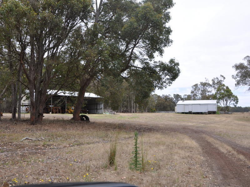 385-386 Cnr Elliott Road & Settlement Road, Narrikup WA 6326