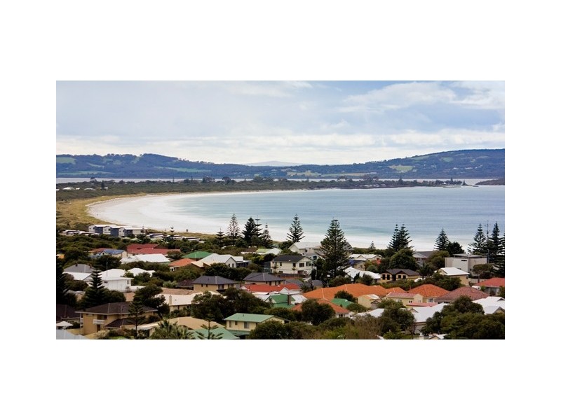 56 Hare Street, Middleton Beach WA 6330