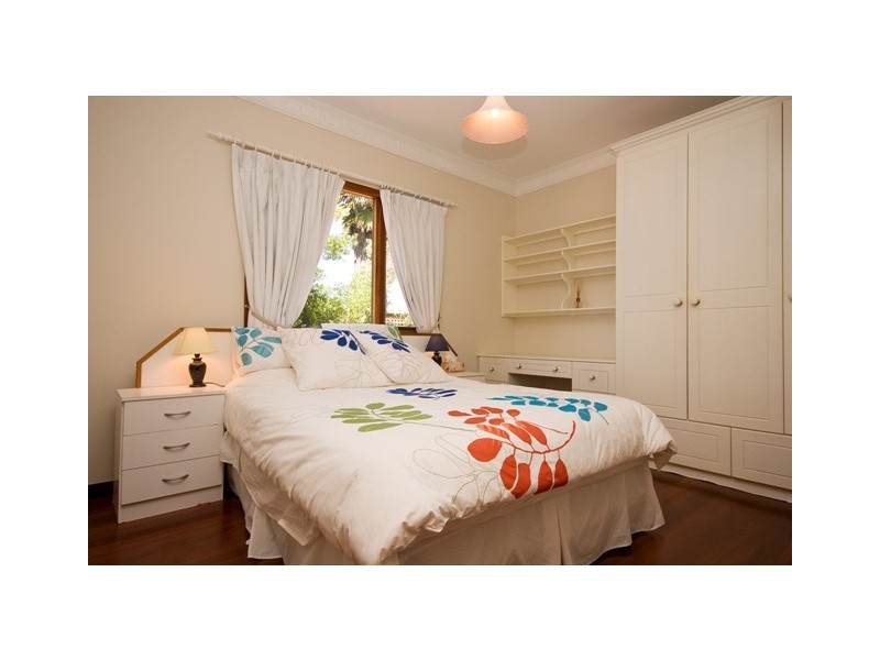 74 Francis Street, Lower King WA 6330