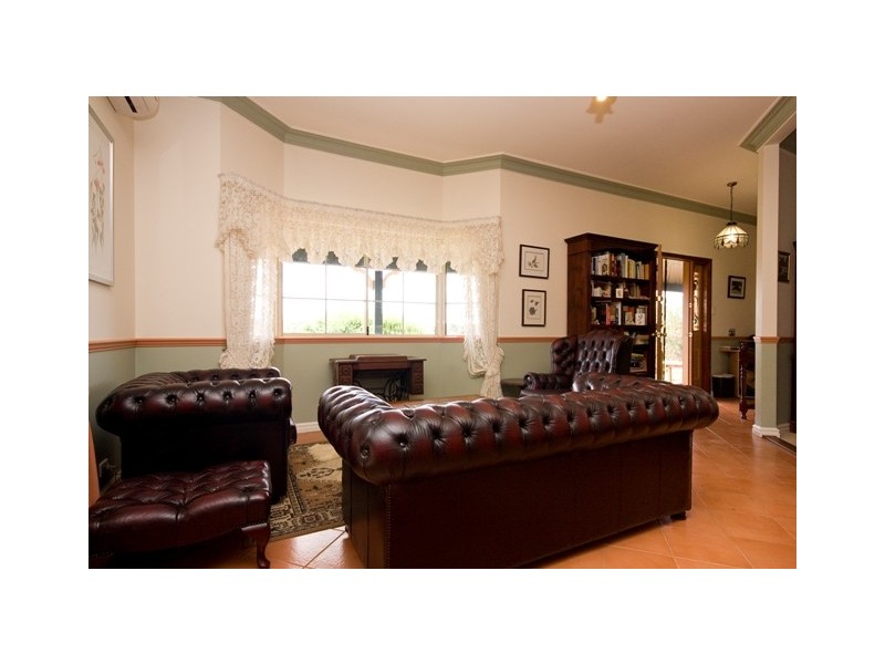 60 Boronia Avenue, Collingwood Heights WA 6330