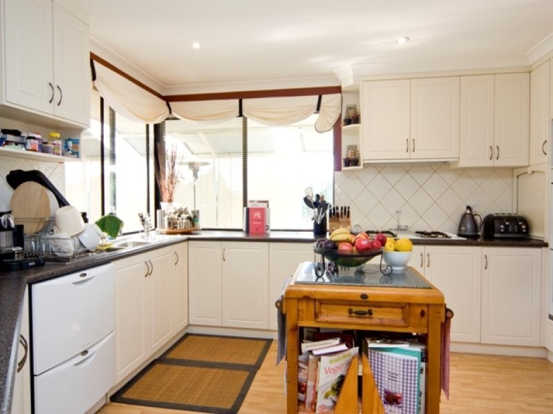 11 Kendall Court, Warrenup WA 6330