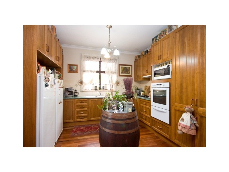 4 Halifax Street, Mount Melville WA 6330