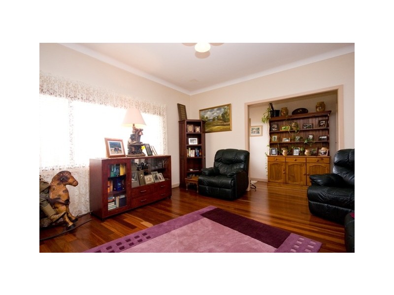 4 Halifax Street, Mount Melville WA 6330