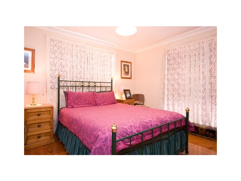 4 Halifax Street, Mount Melville WA 6330