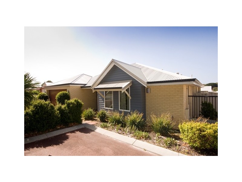 2/208 Middleton Road, Mira Mar WA 6330