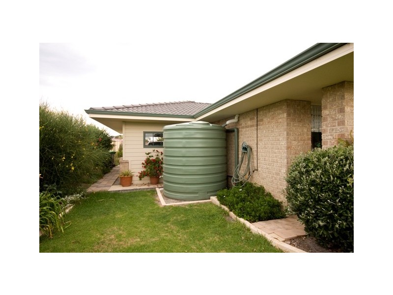 39 Kampong Road, Yakamia WA 6330