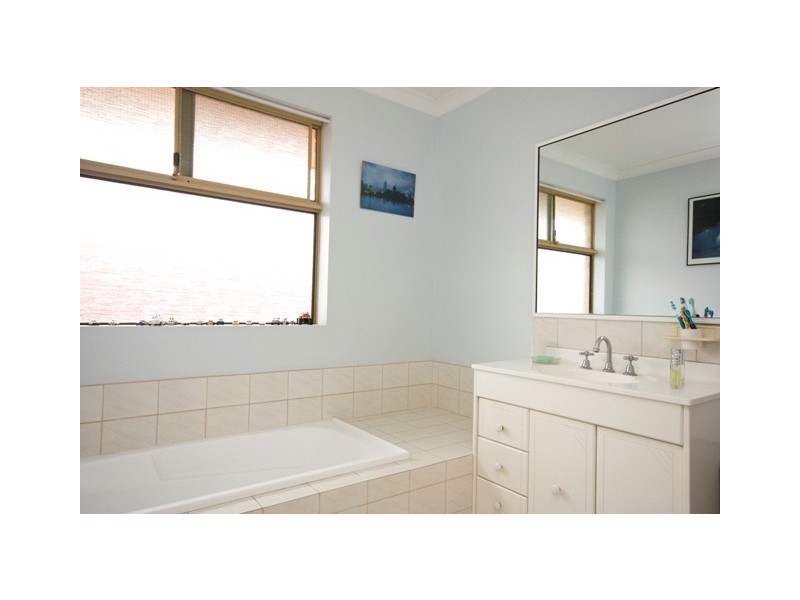 12 Yatana Road, Bayonet Head WA 6330