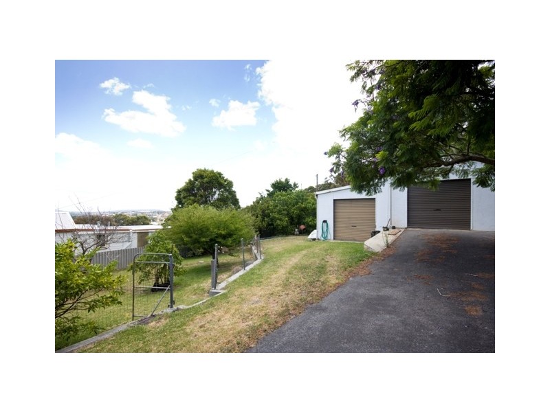 10 Victoria Street, Mount Melville WA 6330