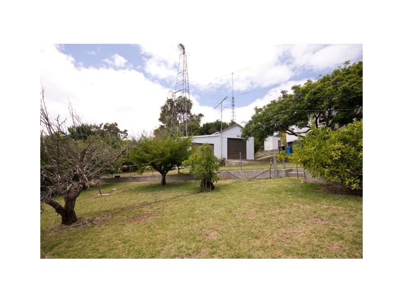 10 Victoria Street, Mount Melville WA 6330