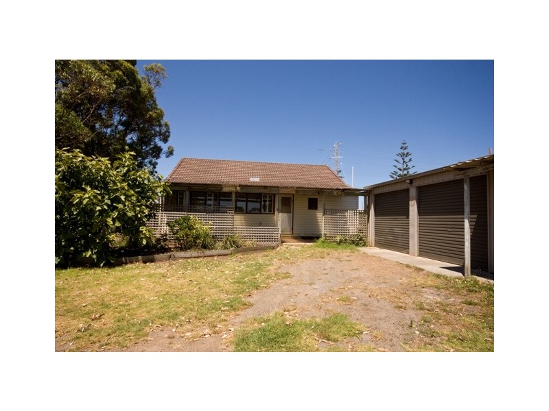 64 South Coast Highway, Orana WA 6330