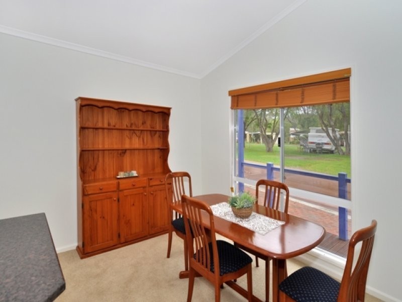 Park Home 3/8 Medcalf Parade, Emu Point WA 6330