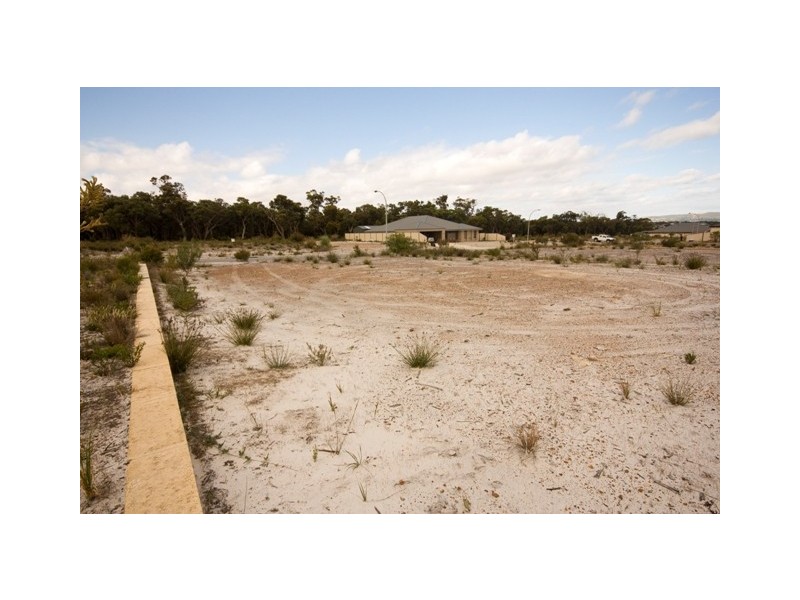 17 Elaray Way, Lange WA 6330