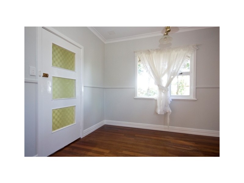 10 Boronia Street, Mount Clarence WA 6330