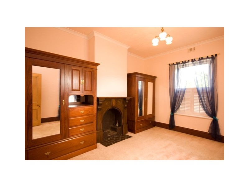 4 Symers Street, Mira Mar WA 6330