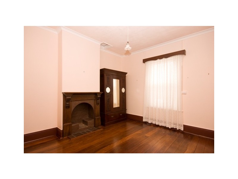 4 Symers Street, Mira Mar WA 6330